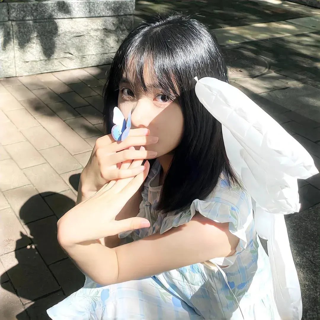 拿针的女孩