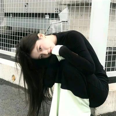 大老千与小妖精